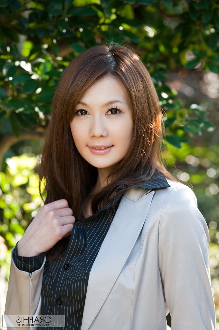 Rika Kirihara Graphisgals No. New Deal