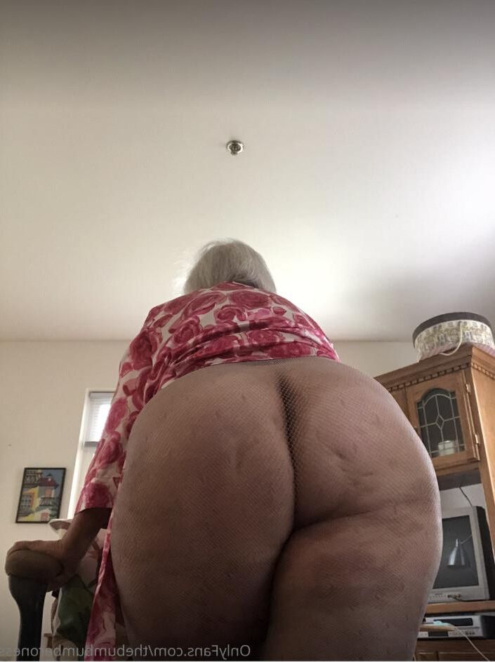 Thebumbaloness