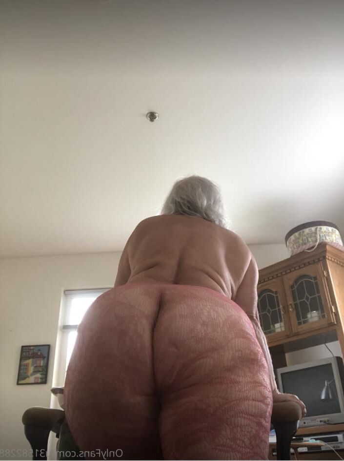 Thebumbaloness