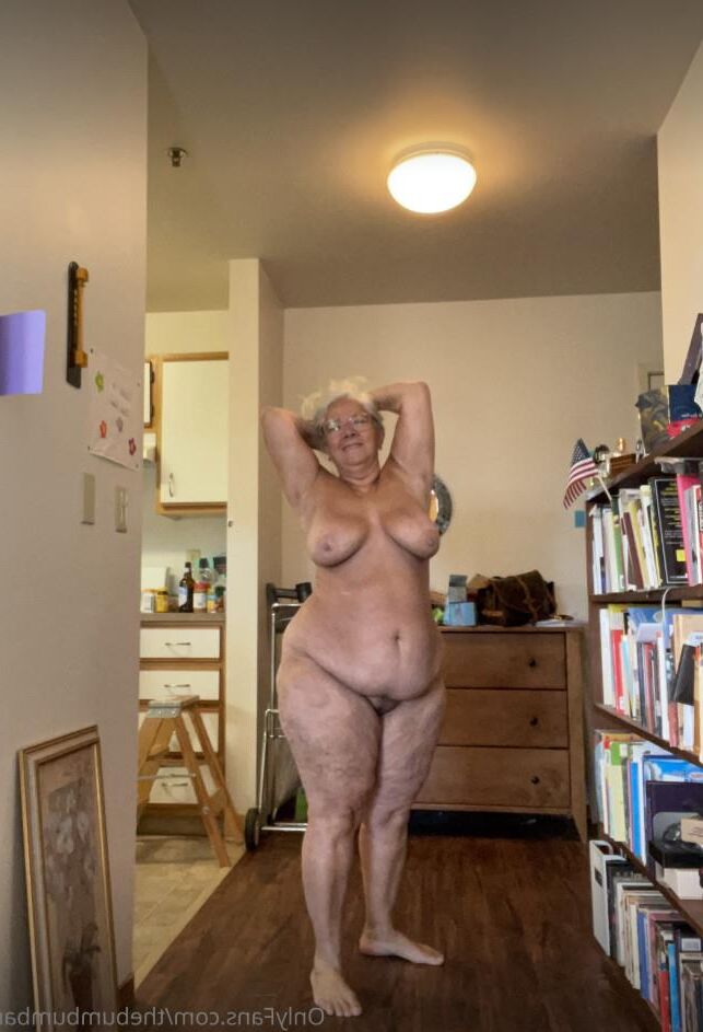 Thebumbaloness