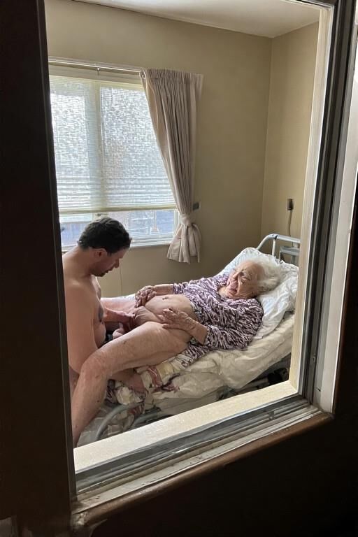 Oma ausspionieren