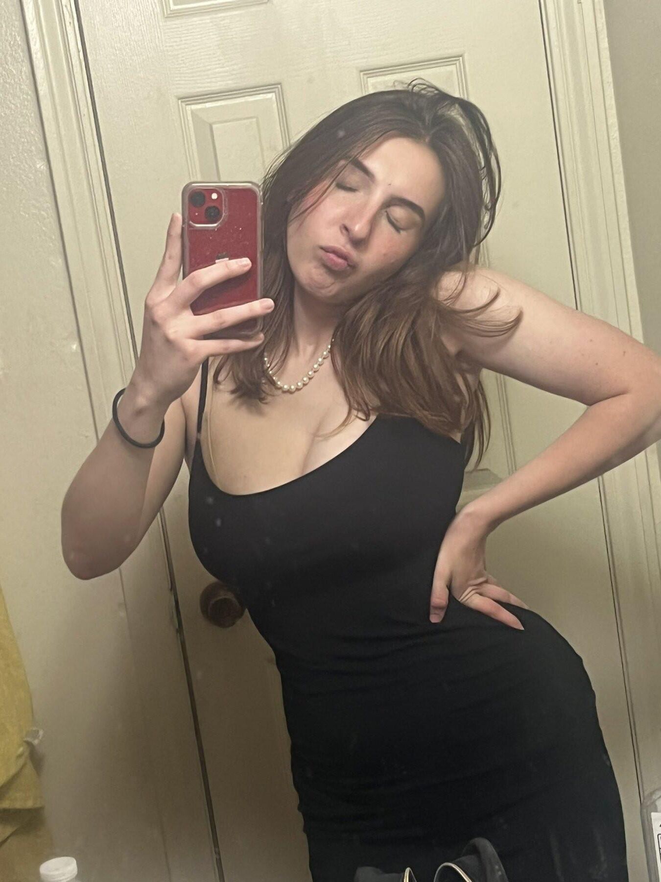 Bitchell la partie comédienne