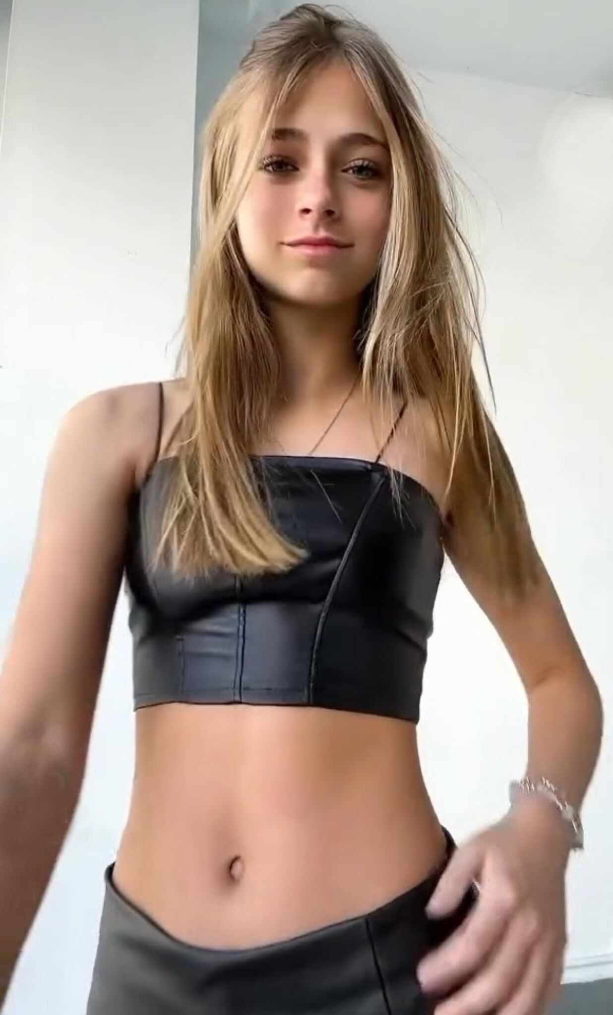 Treinta chicas que conocí aquí este año