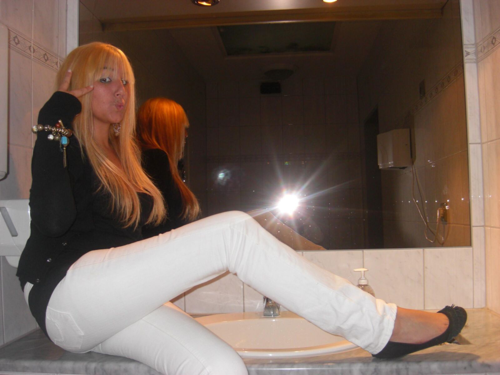 rubia gran perra de culo