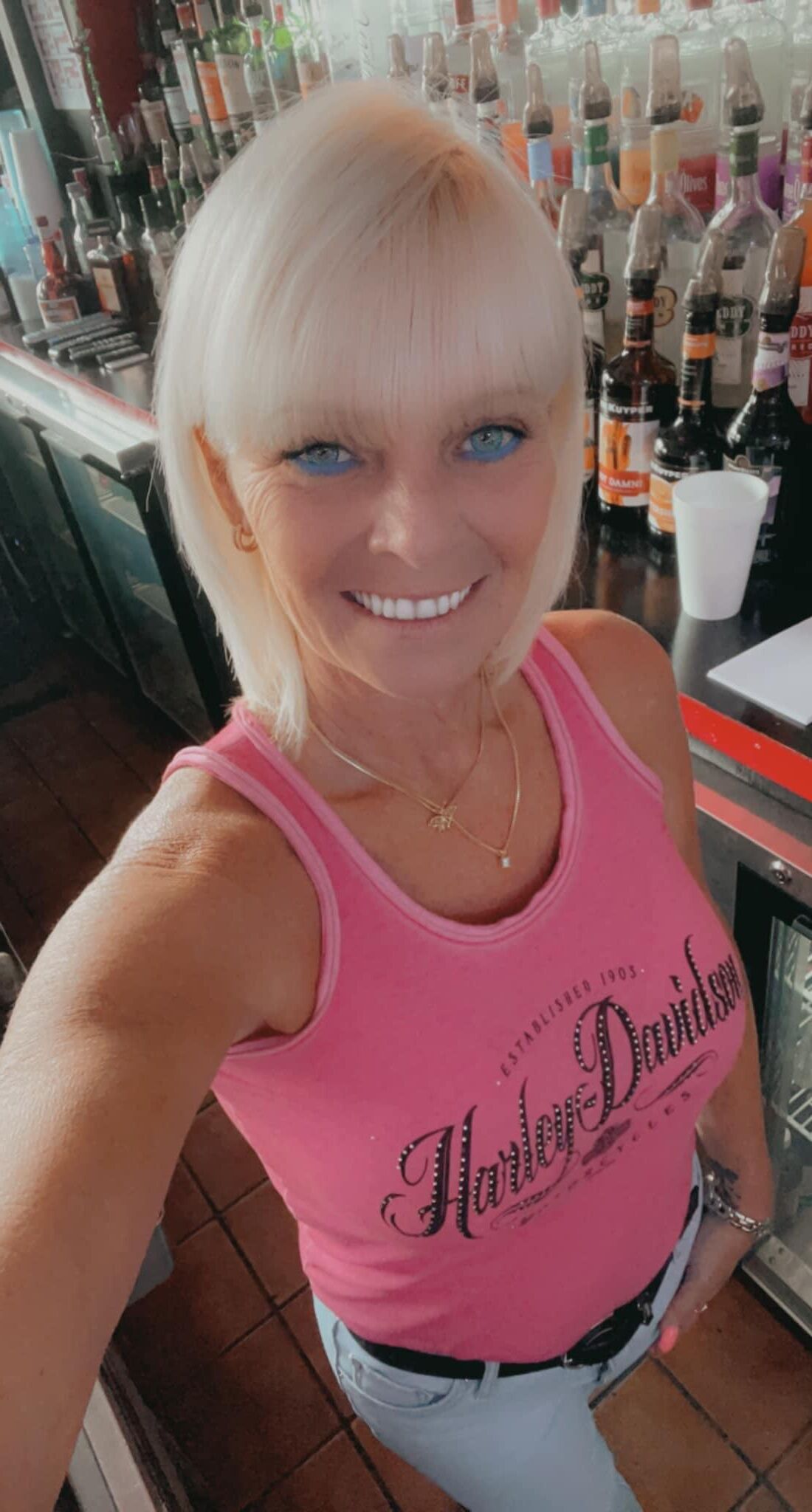 Tami Binnion Mature Amateur Model