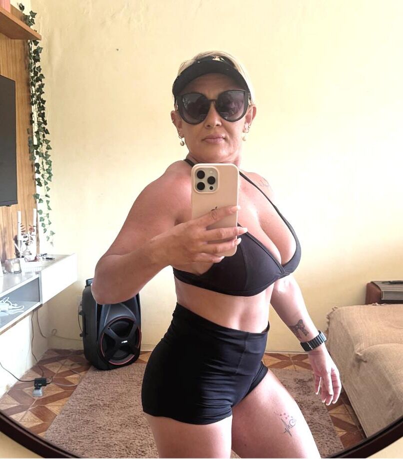 Erika Rubia Coroa Gostosa