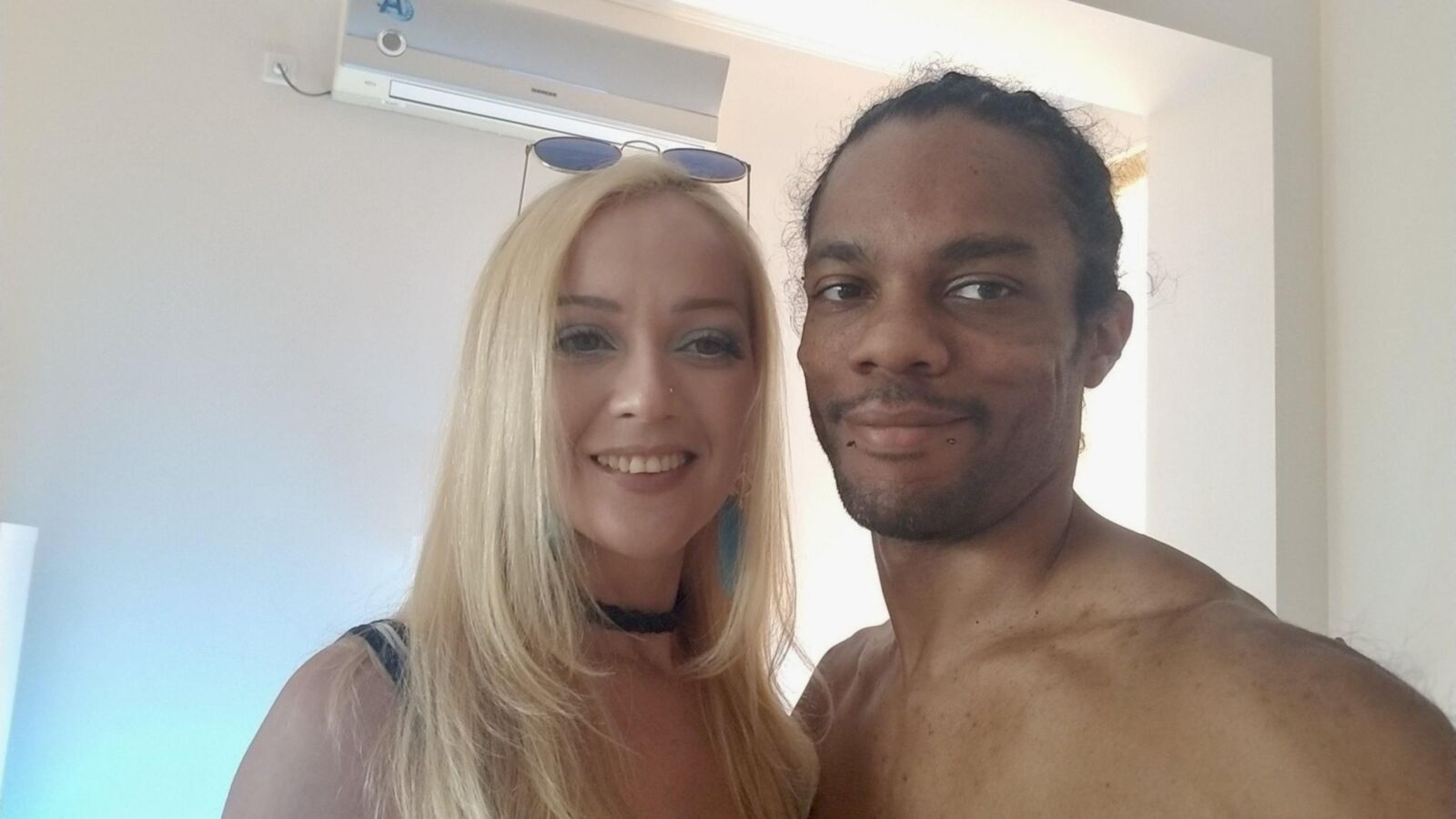 Larissa Big Butt Big Boobs loira Brasil Anal Milf Mixed Hot Sho