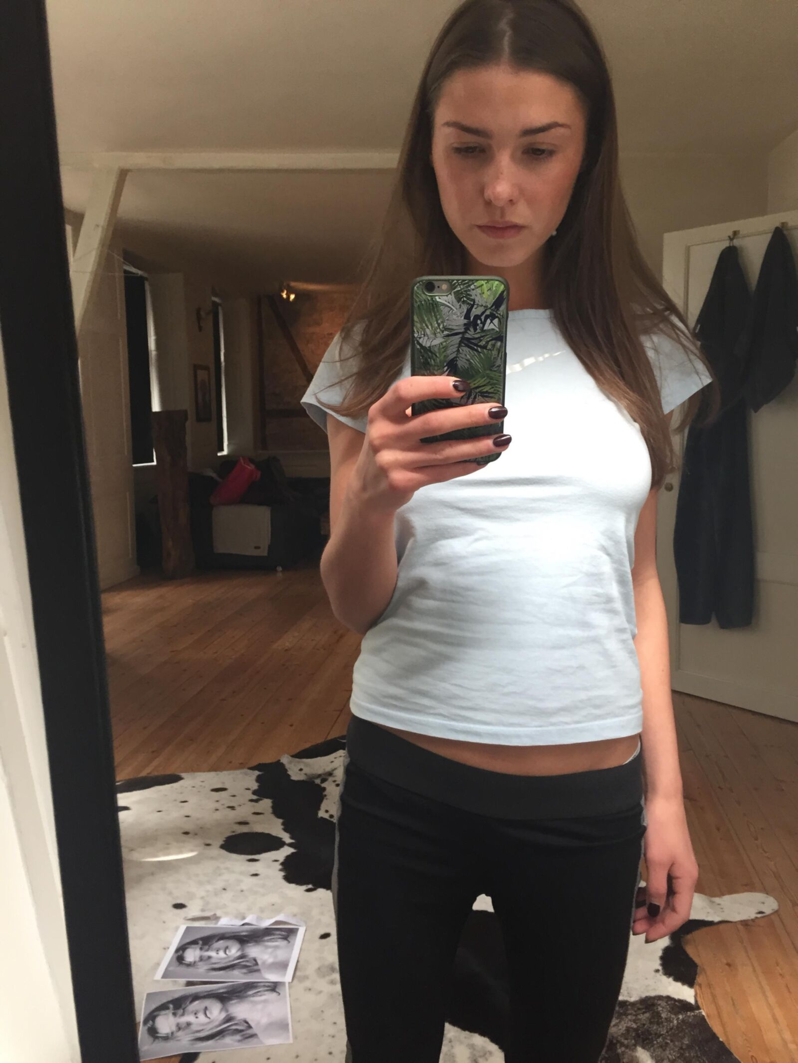 Linda chica espejo selfies desnudos