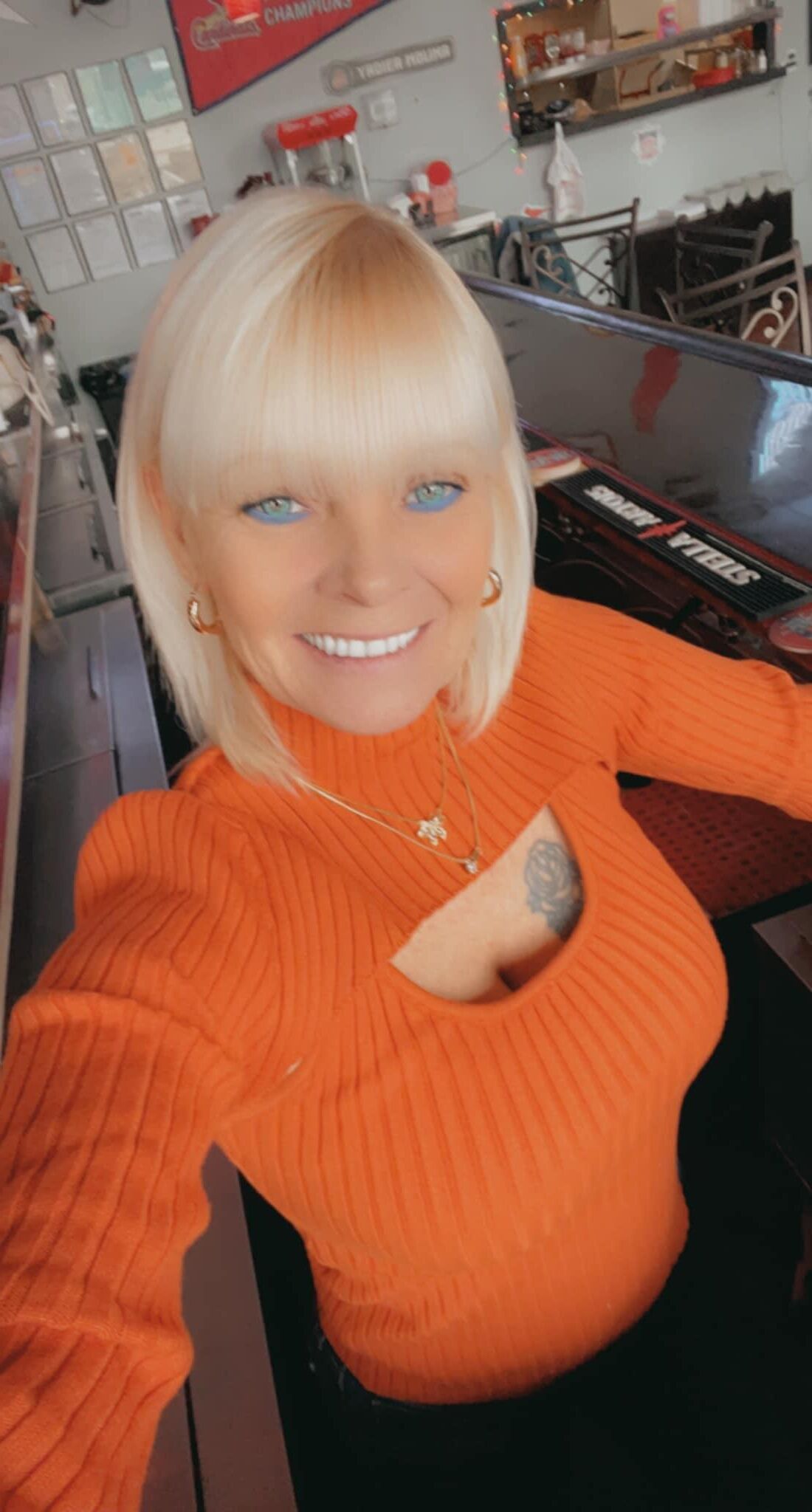 Tami Binnion Mature Amateur Model