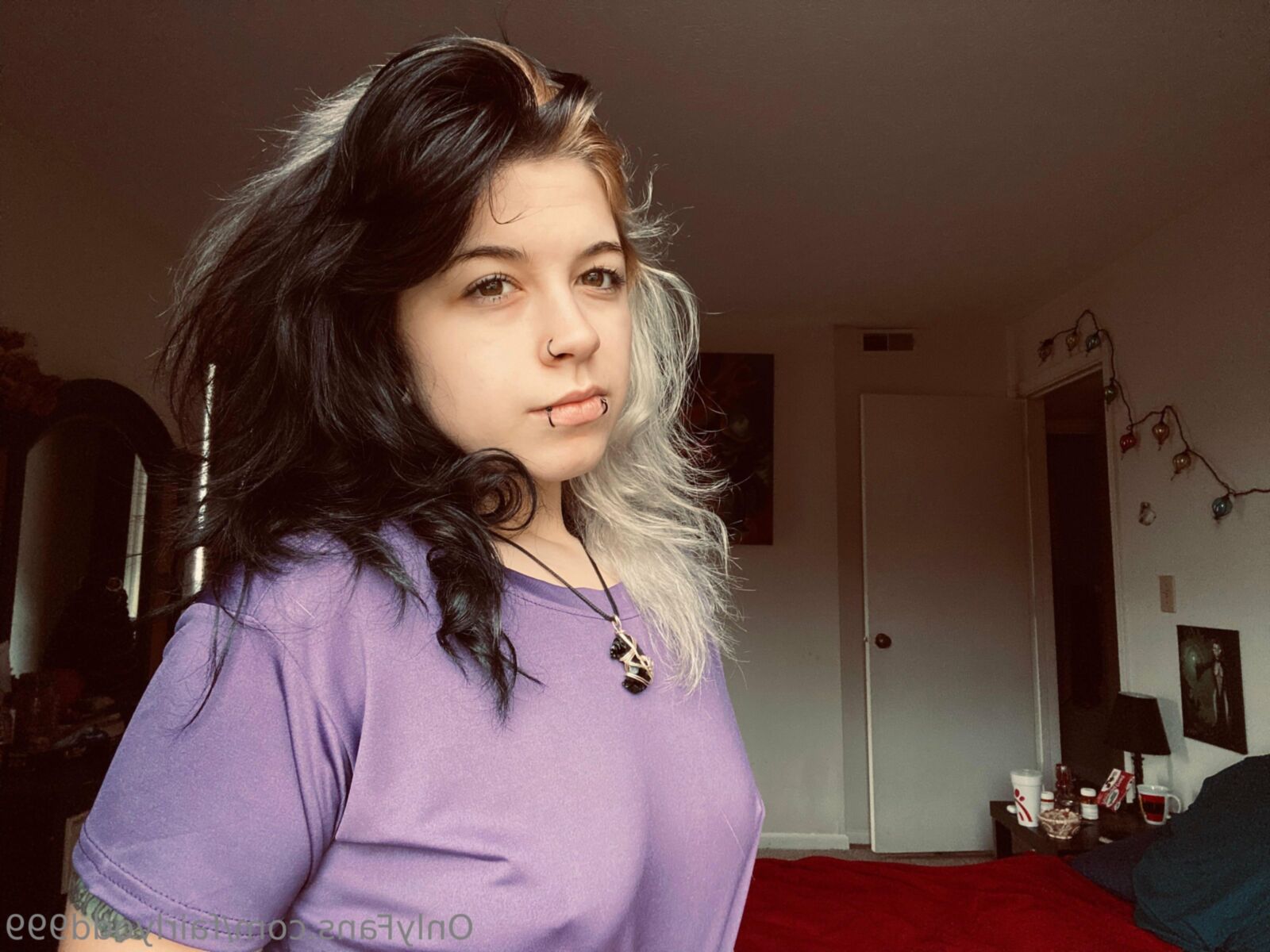Lyssa Big Butt Big Tits Tätowierte durchbohrte BBWGirl gemischte heiße Aufnahmen