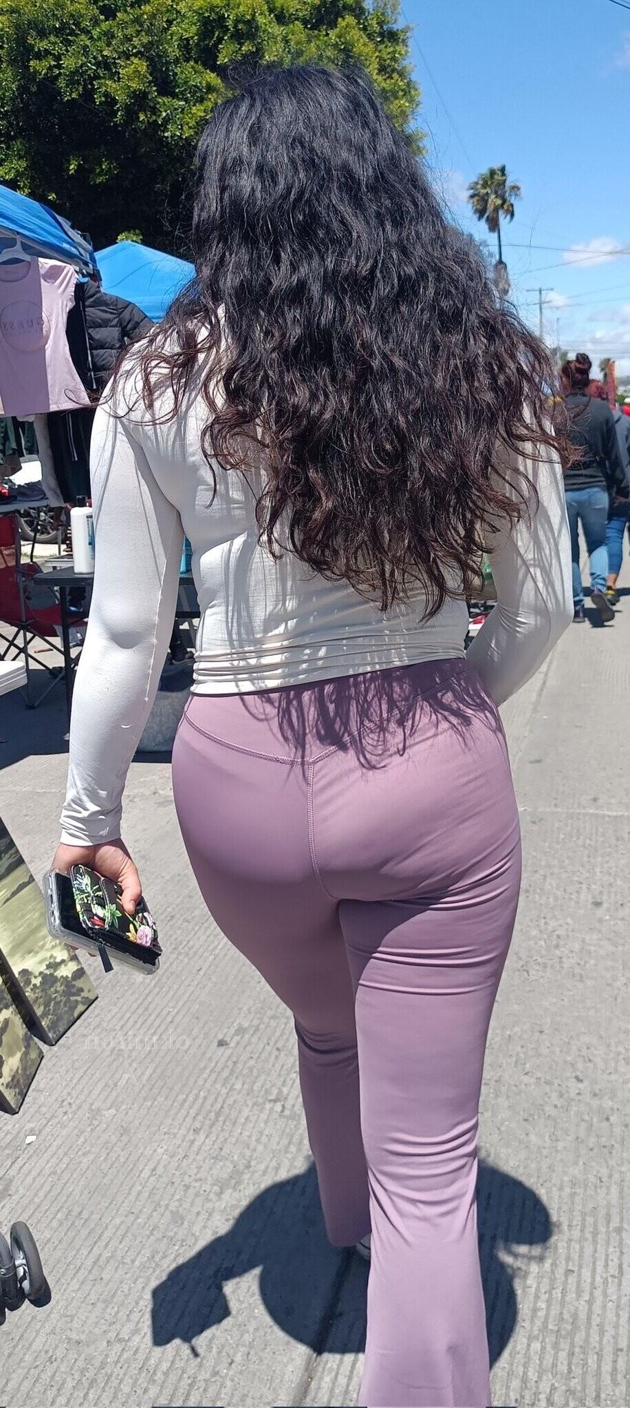 Candid Pawgs Leggings