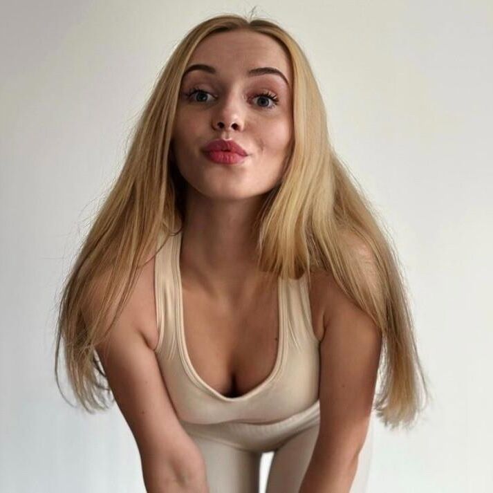Chavtastic adolescente dsl bimbo fuckdoll para hacer comentarios
