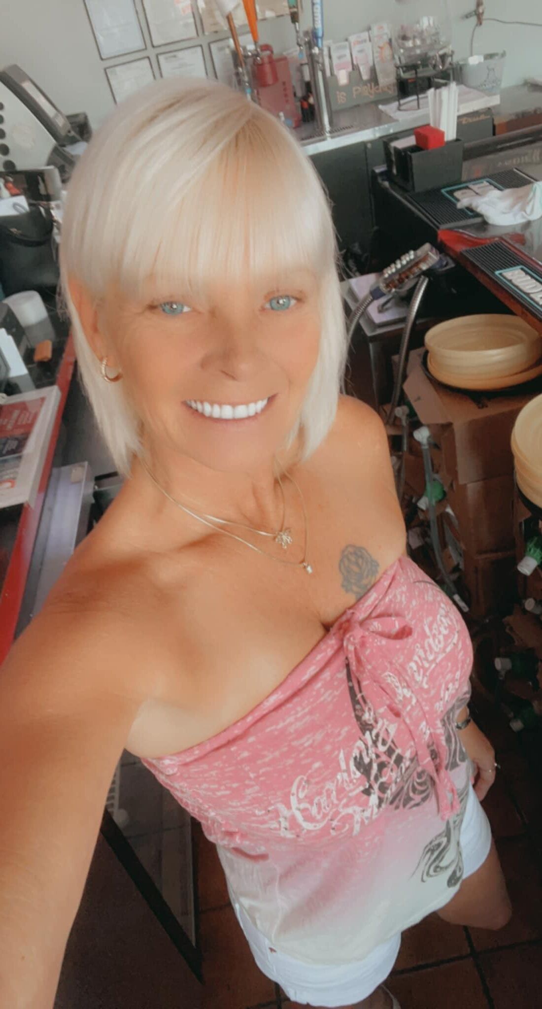 Tami Binnion Mature Amateur Model