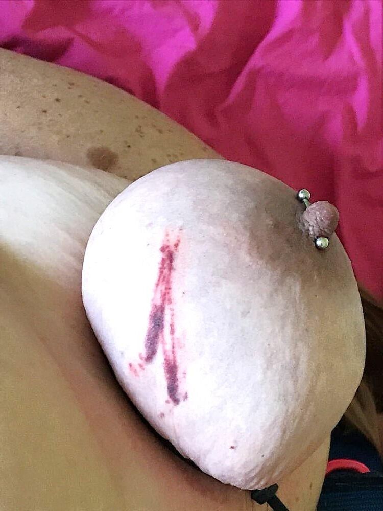 O marido de Bbw \ a bate regularmente e ela o ama por isso