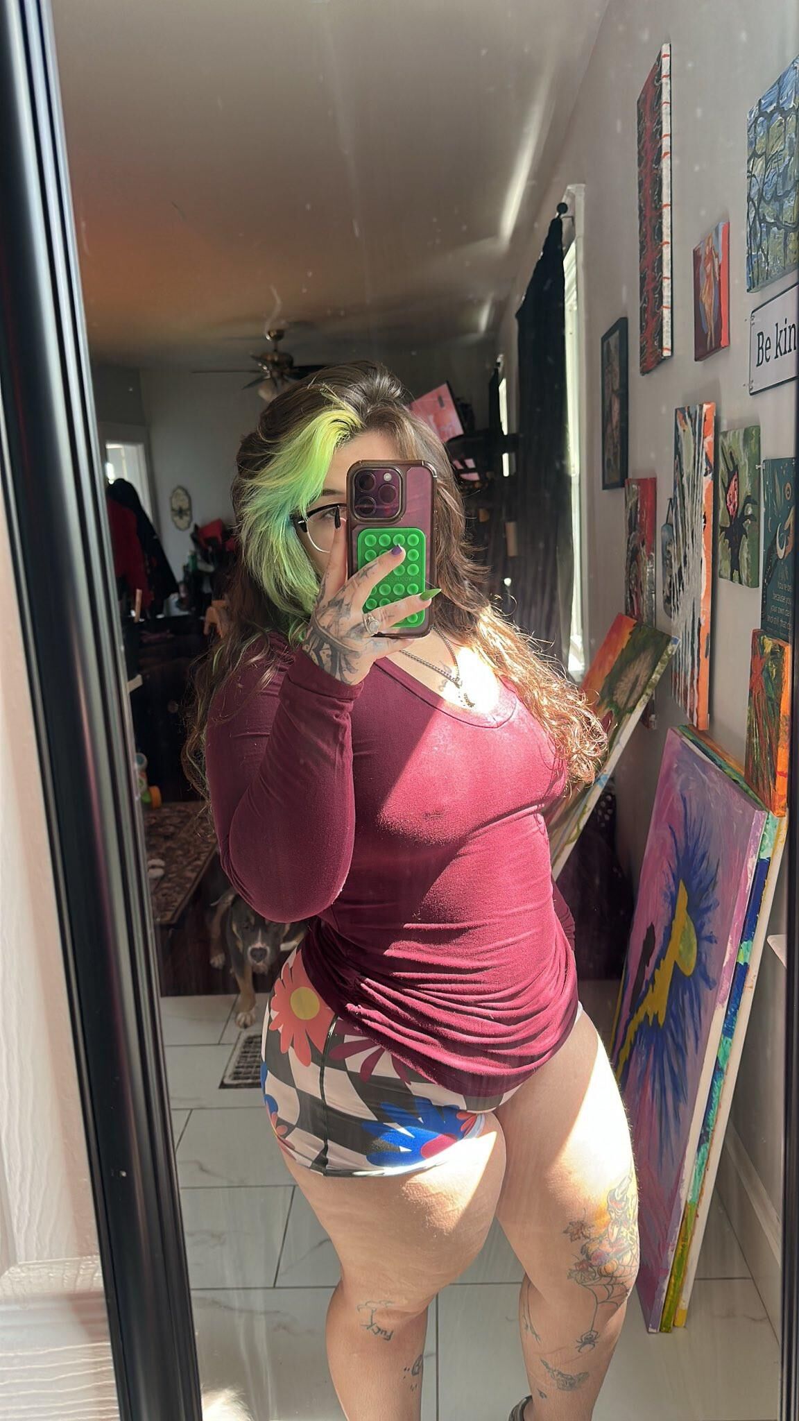 Lyssa Big Butt Big Tits Tätowierte durchbohrte BBWGirl gemischte heiße Aufnahmen