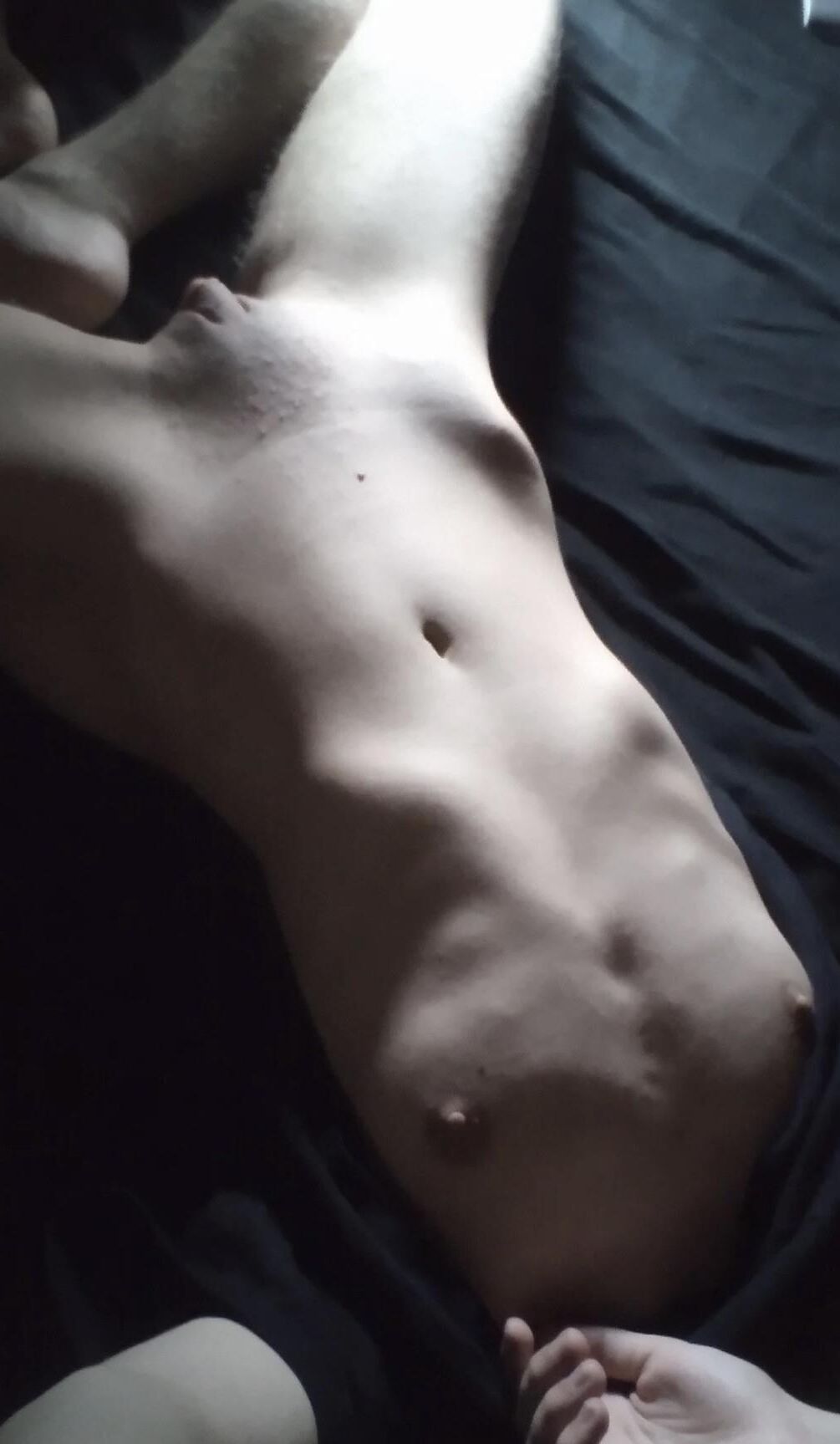 Adolescente de labios único