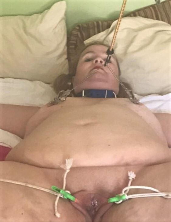 O marido de Bbw \ a bate regularmente e ela o ama por isso