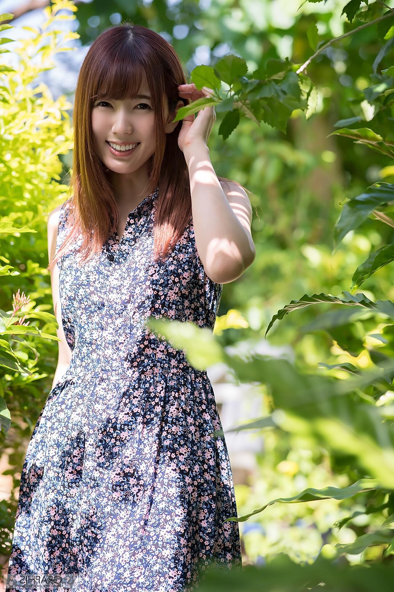 Yui Hatano Graphisgals官能的な女性
