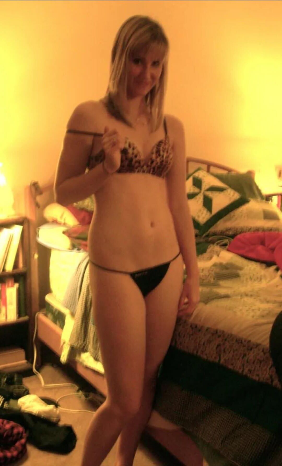 Esposa americana rubia juvenil