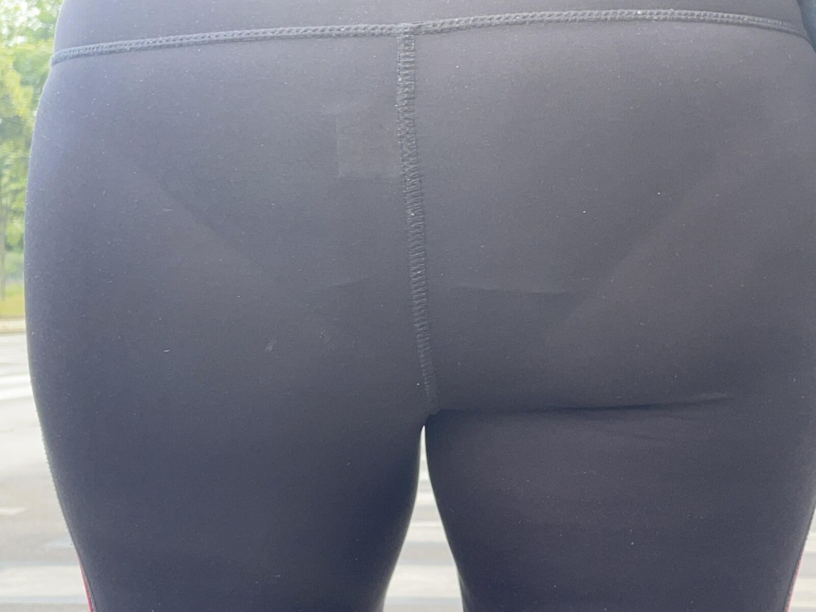 Bundas sem cortes (não nuas)
