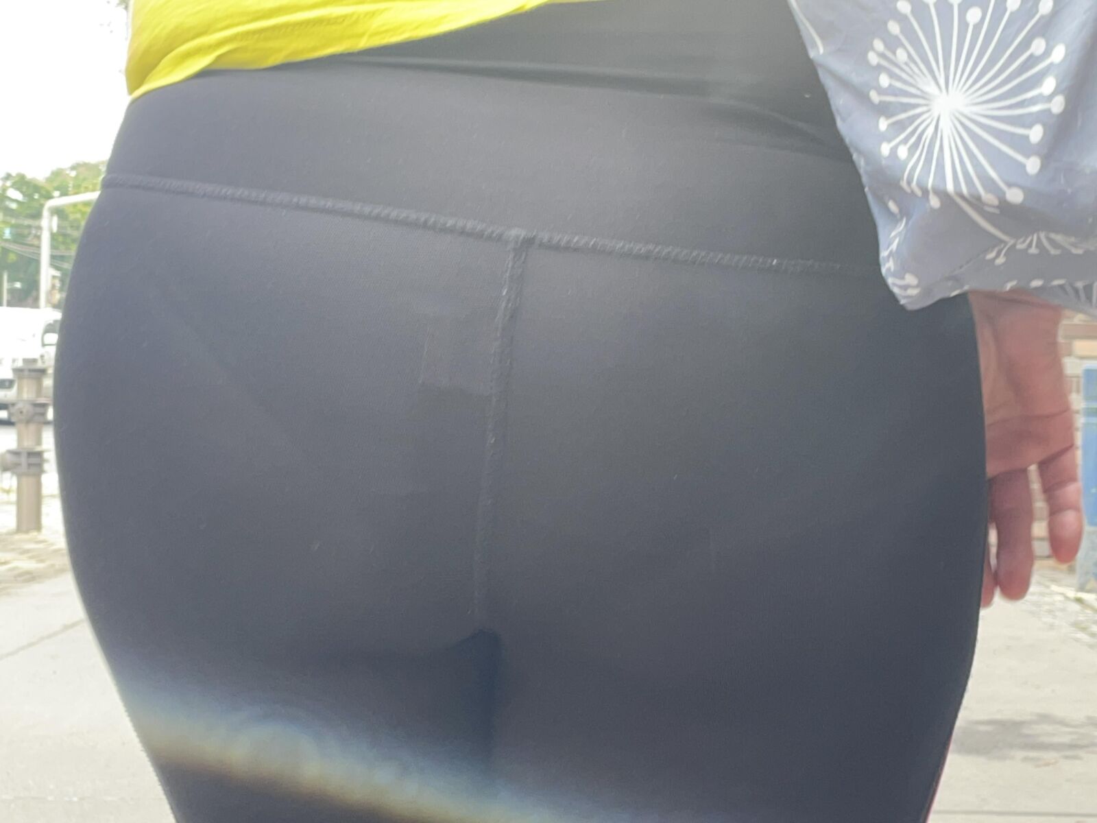 Bundas sem cortes (não nuas)