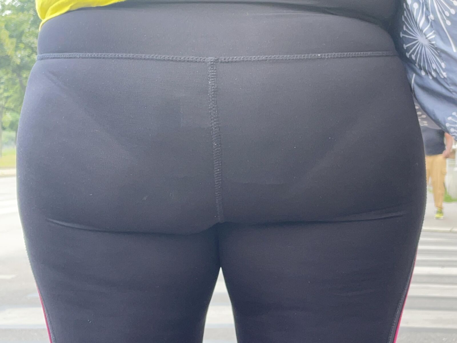 Bundas sem cortes (não nuas)