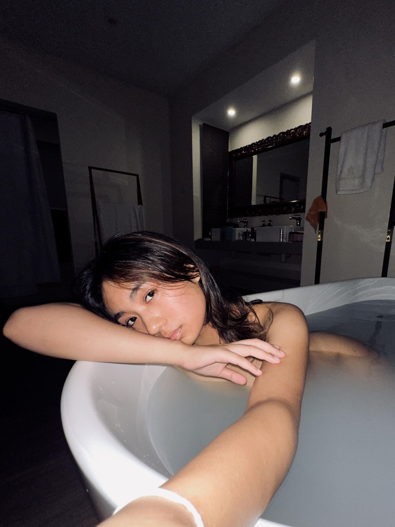 Moon Blitz asmr algunas selfies de la hora del baño