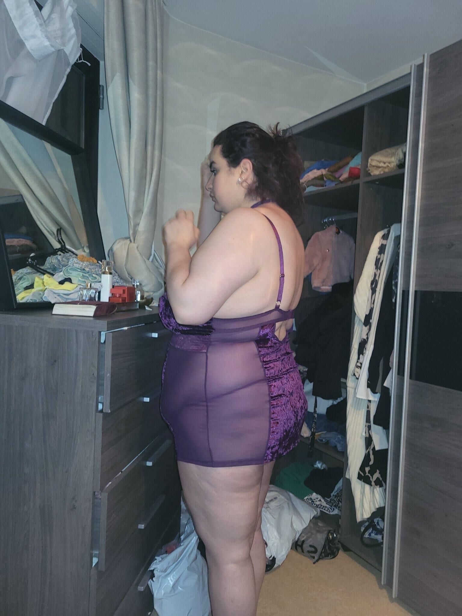 Mujer musulmana casada para compartir para usar como contenedor