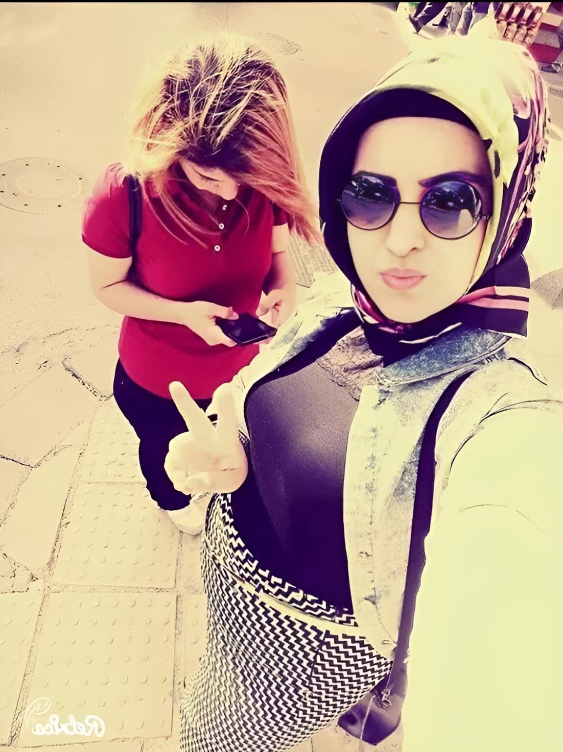 VINTAGE TURKISH HIJAB SEXSI PHOTO 