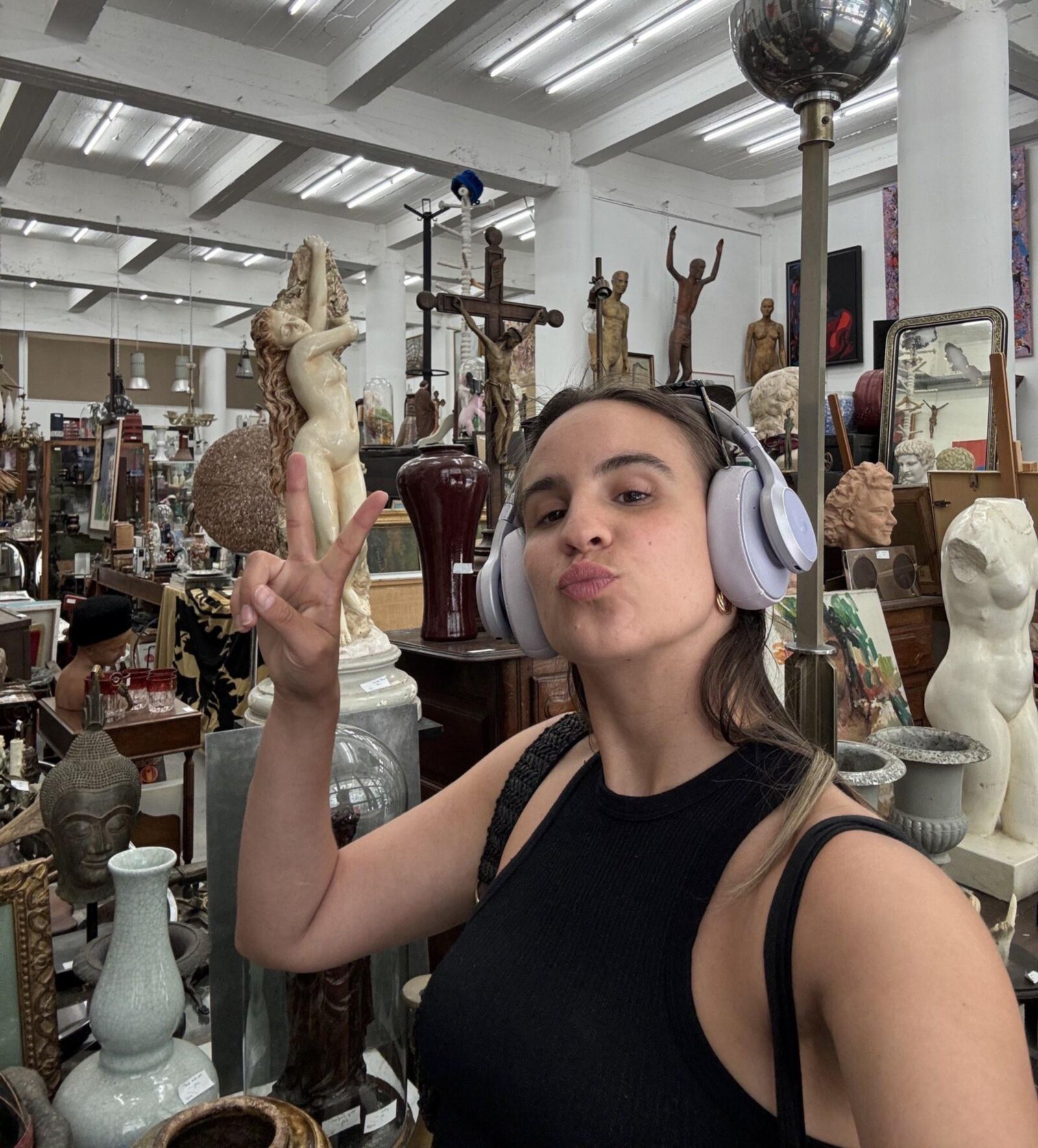 Gigi sexy böse Schönheit Französisch Brünette Mädchen gemischte heiße Aufnahmen