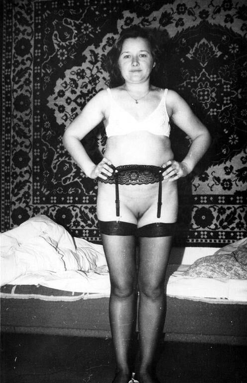 Sexy Hott Vintage / Retro Women