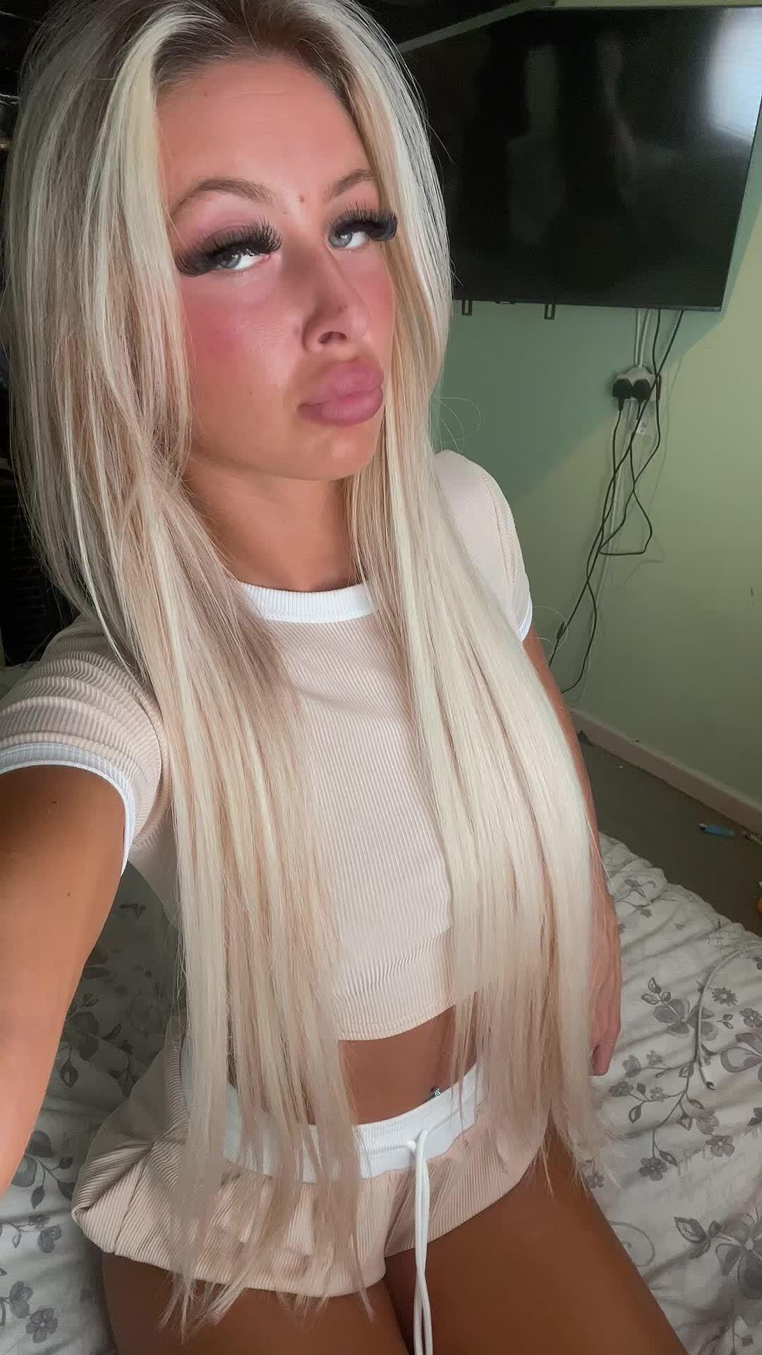 Fuckable hypersexualized Chav Chavs