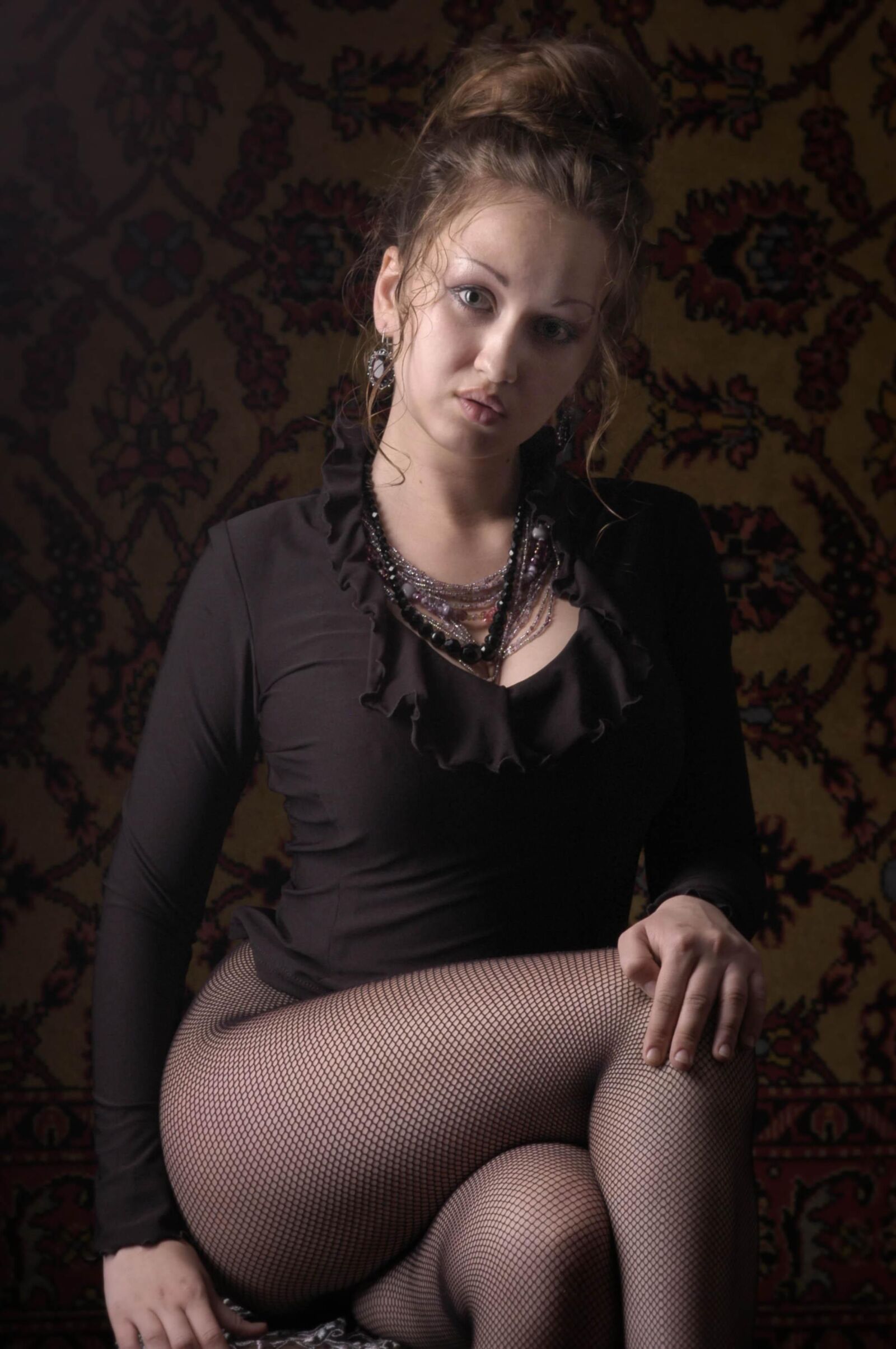 Slastyonoff Aneli gesteckt,