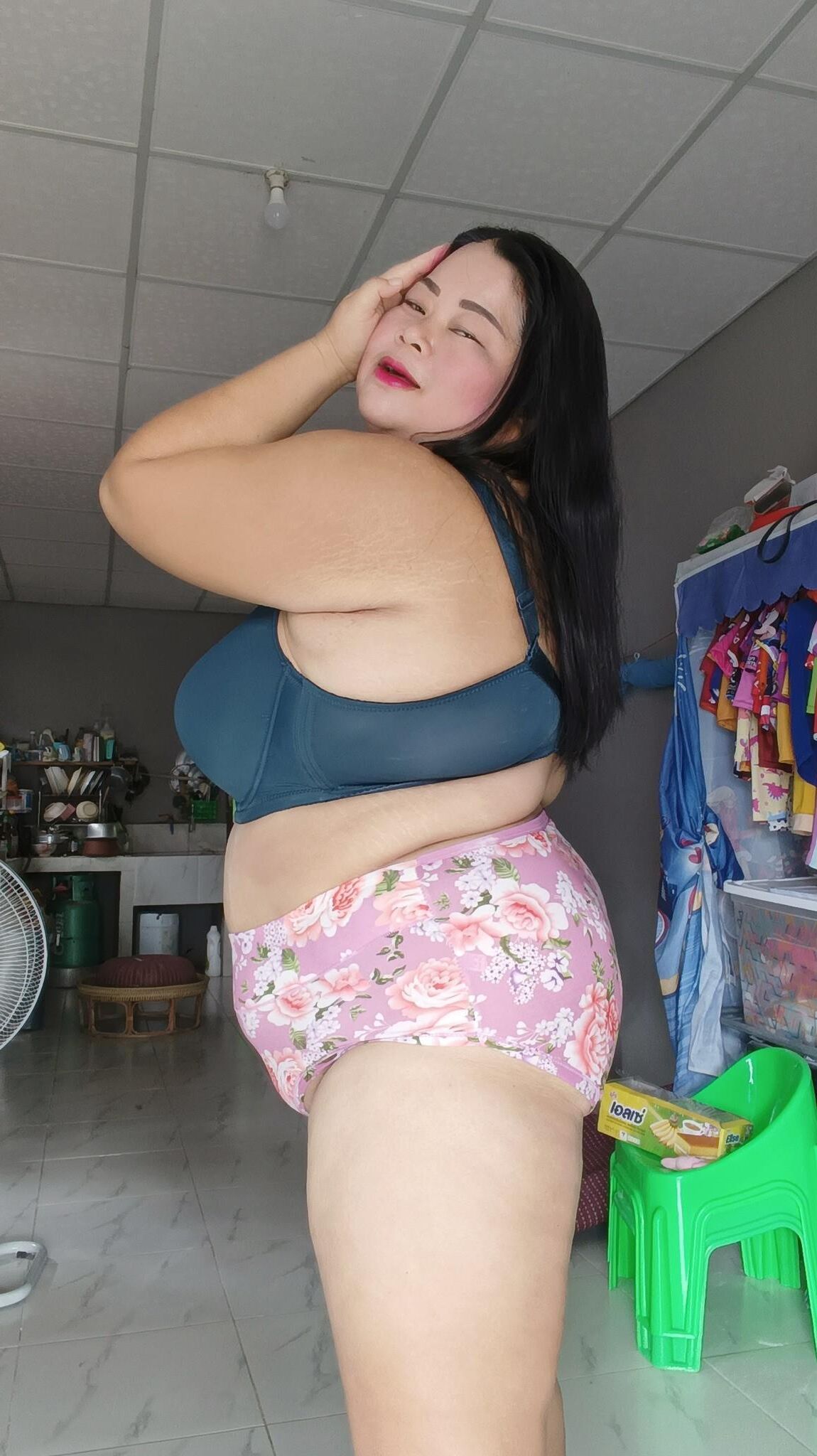 Bbw wife with big tits