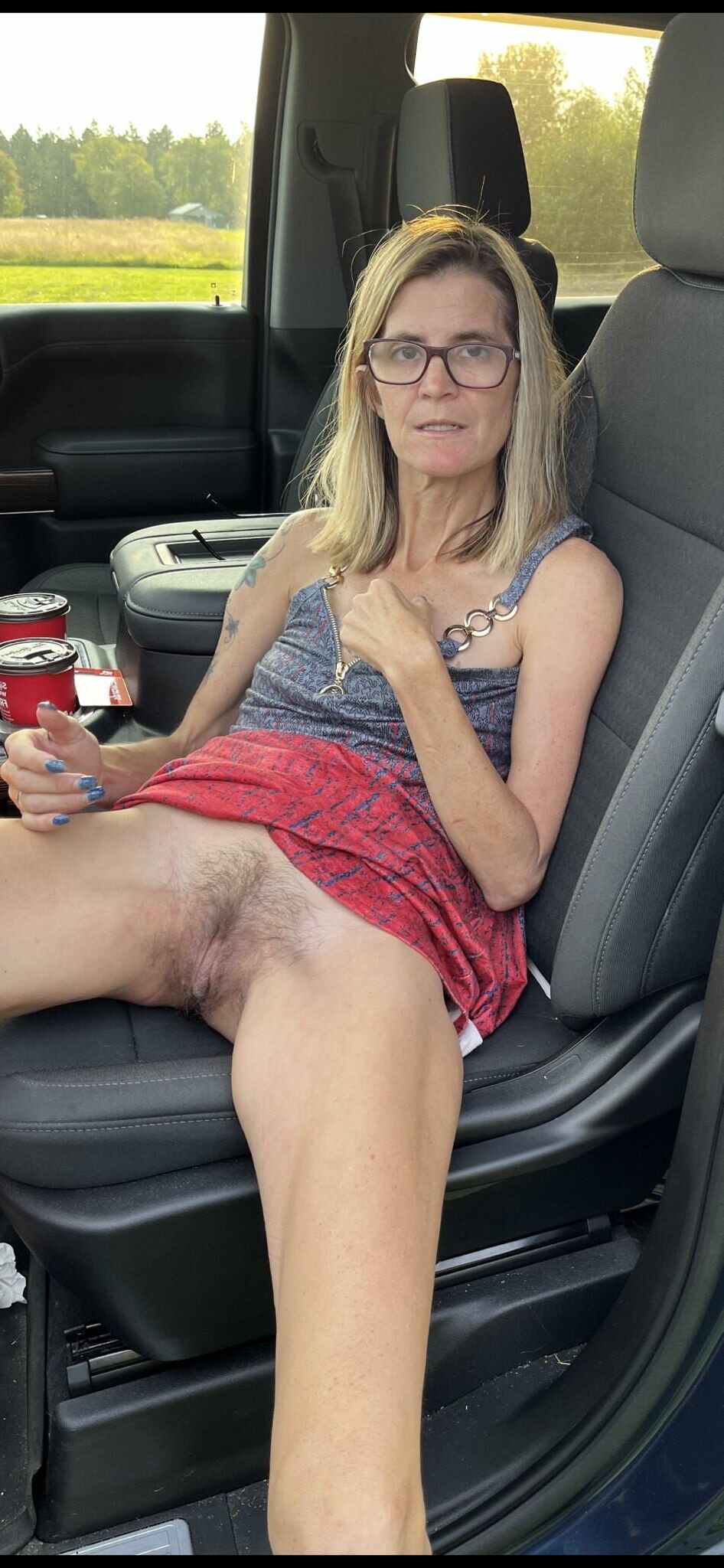 SKINNY FUCKMEAT BECKY