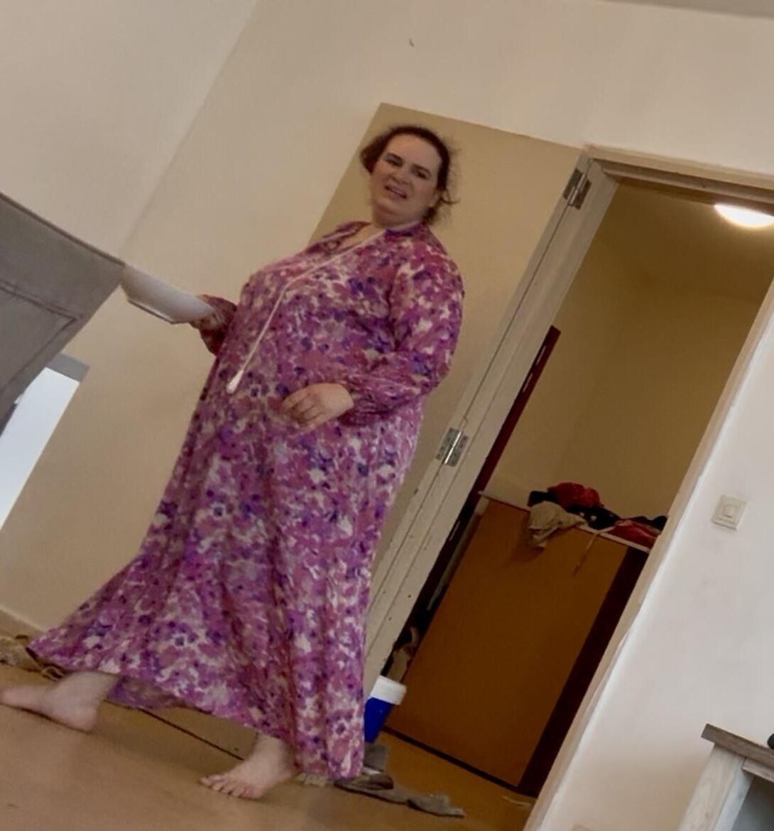 Mujer musulmana casada para compartir para usar como contenedor