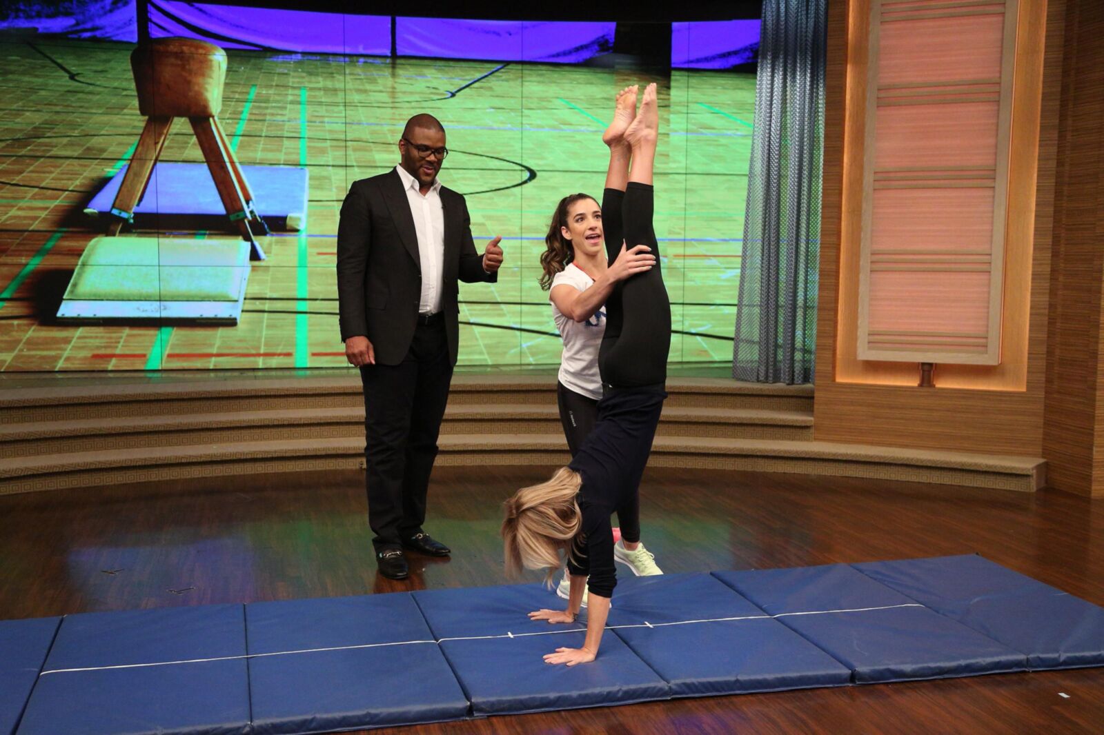 Kelly Ripa 