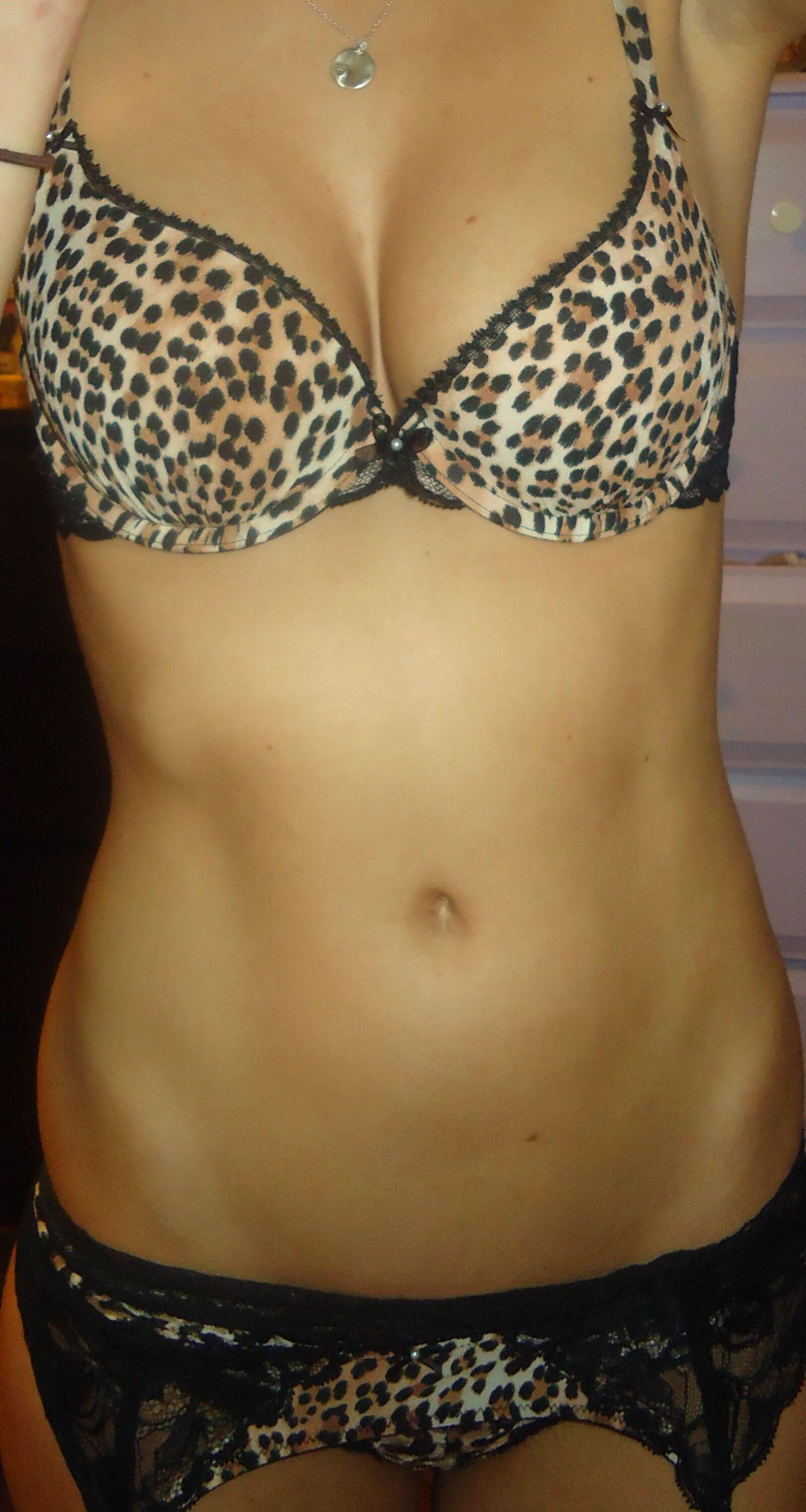 Random Amateur Pregnant MILF