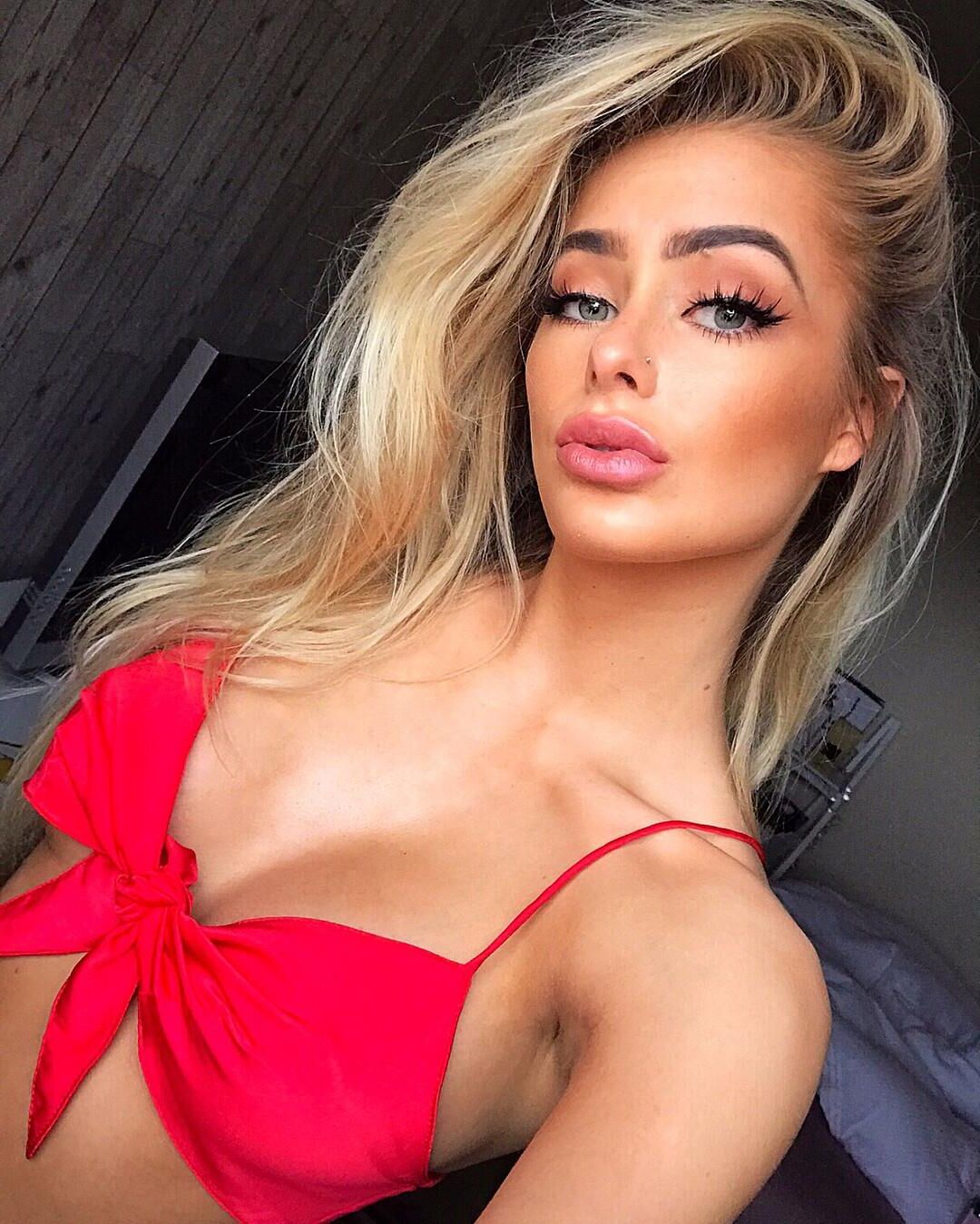 Fuckable hypersexualized Chav Chavs