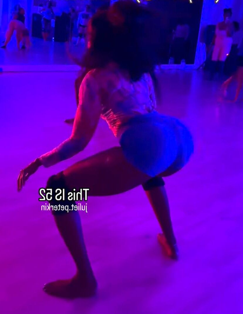 JAHREM PASS GILF JULIE