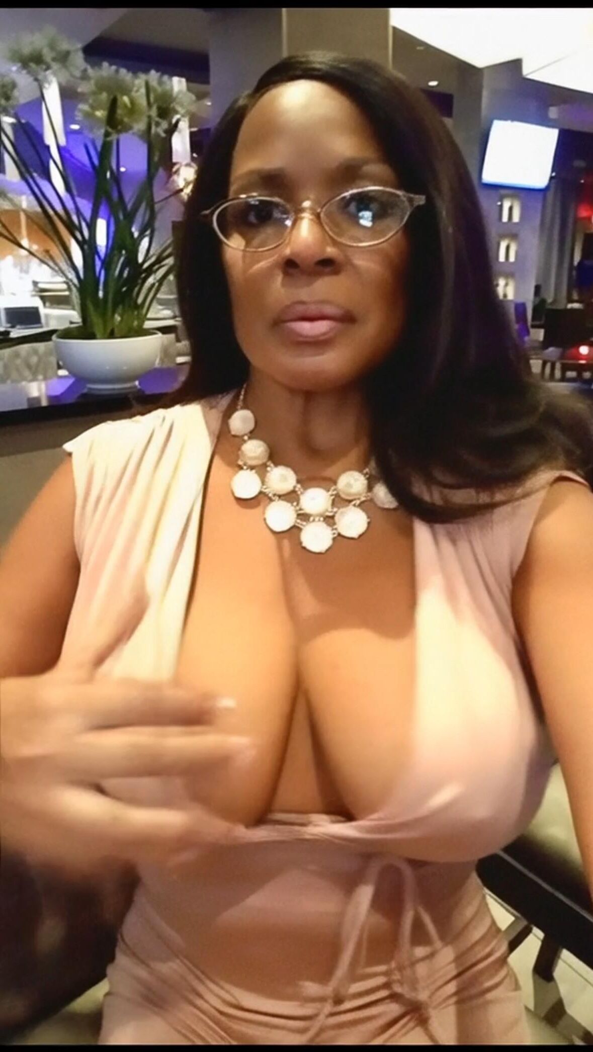 AI Black Woman Friend (Really Big Tits)