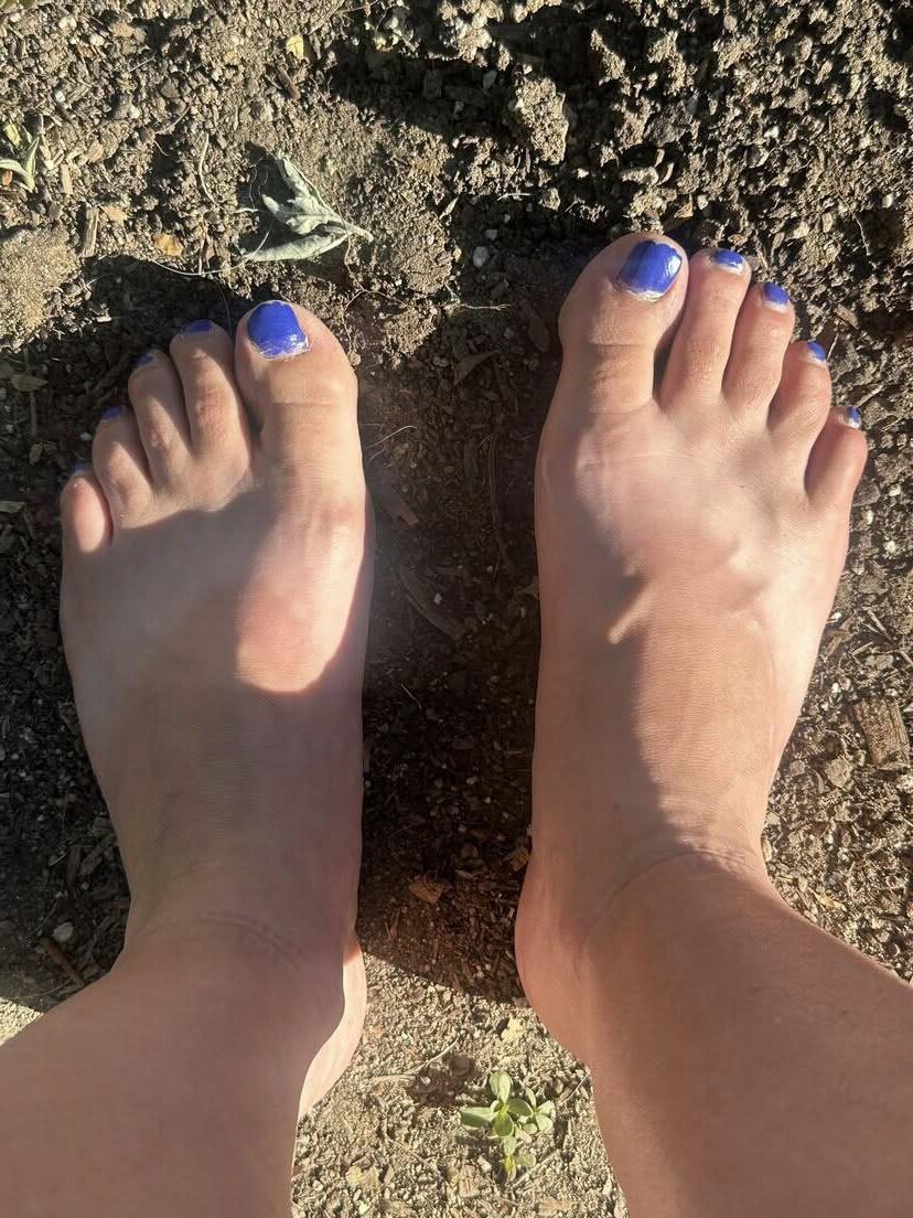  Legs, Feet, and Toes