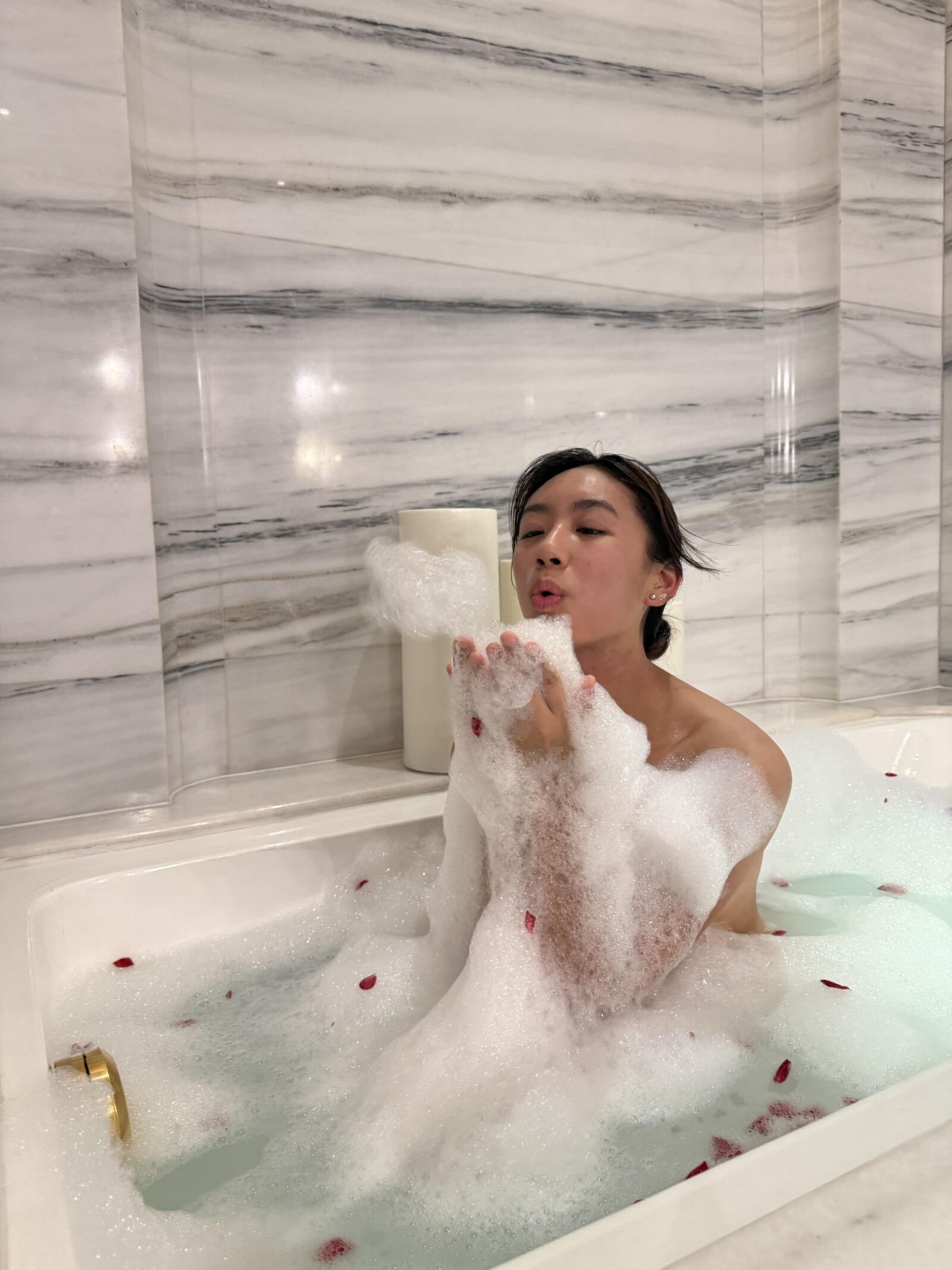 Moon Blitz asmr algunas selfies de la hora del baño