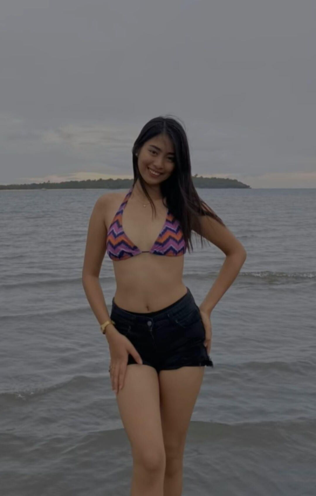 Yo Katherine (Filipinas) adora foder na água