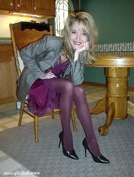 Kelli Unknown set Grey suit, purple full slip