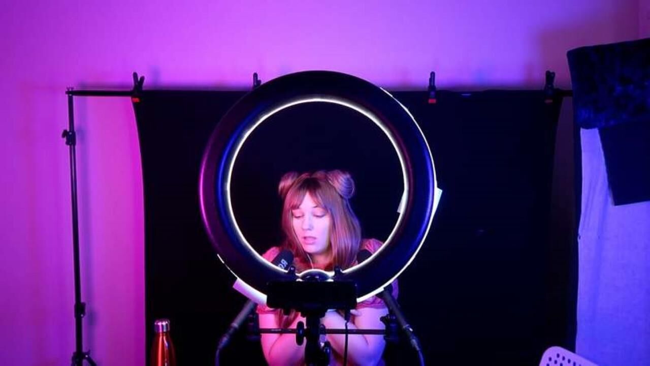 Galoshes suaves ASMR Algumas fotos atualizadas "nos bastidores"