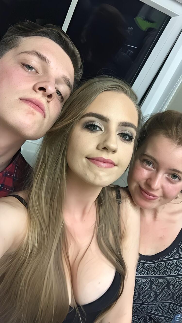 	 Chavtastic Teen DSL Bimbo Fuckdoll for comment 