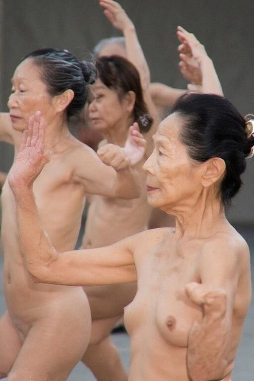Chinese Women Doing Tai Chi
