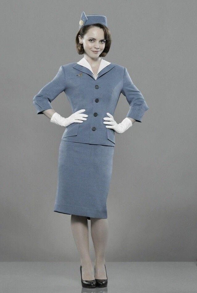 🔹 PAN AM When Stewardesses Still Gave Full Service