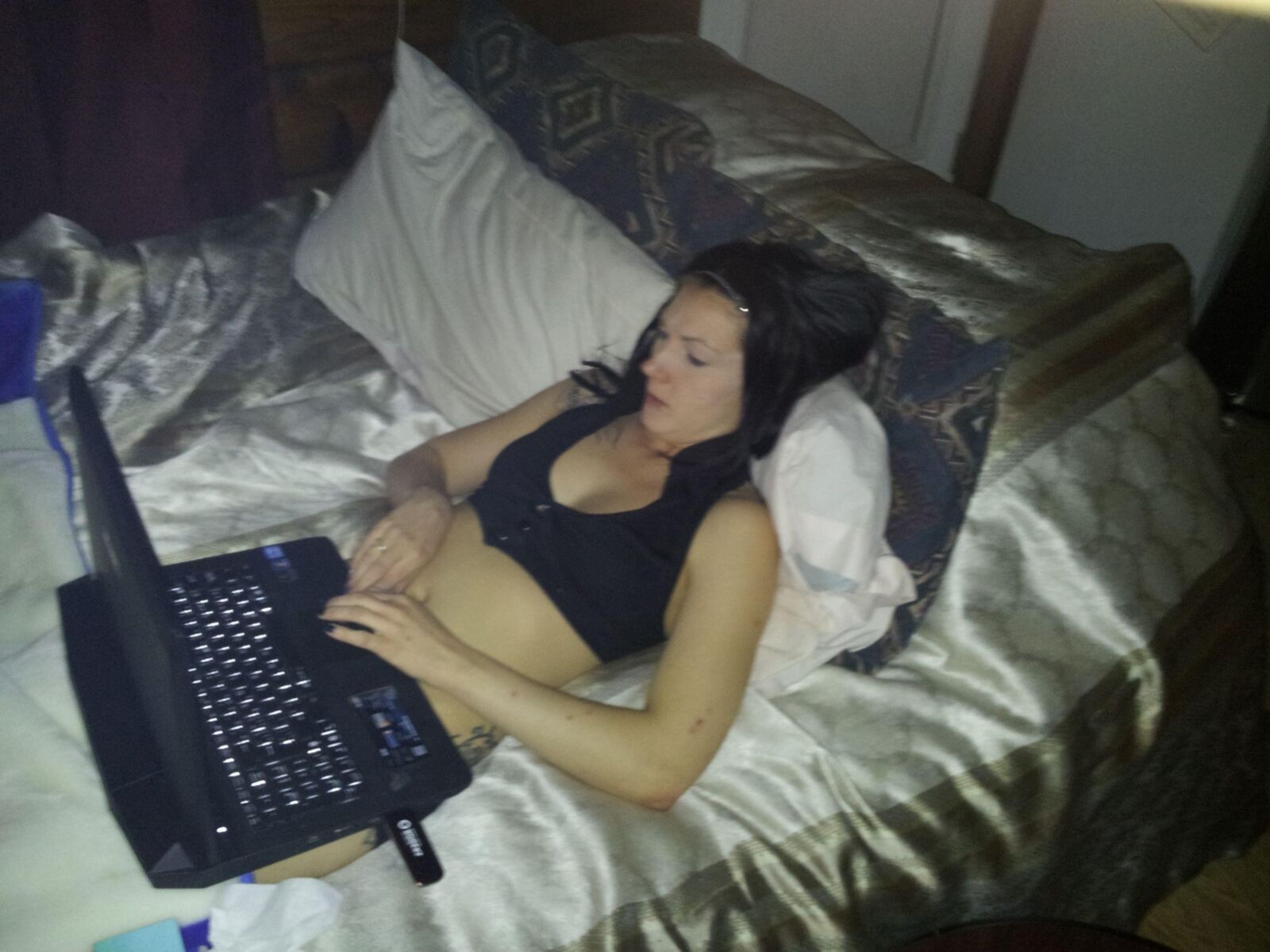 Festa bebê nus e sexo